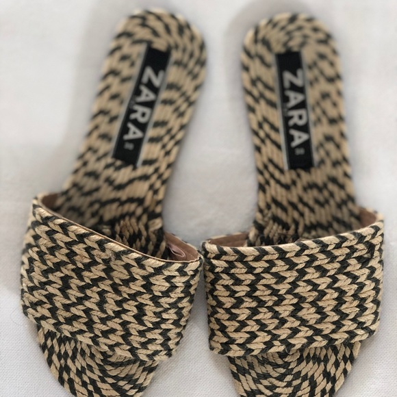 Zara Slides